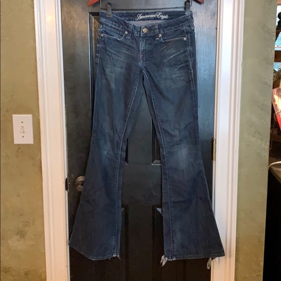 American Eagle Flare distresses Jeans 0 - Picture 2 of 5